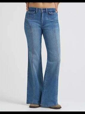 Women's Seamed 70's Flare Jean